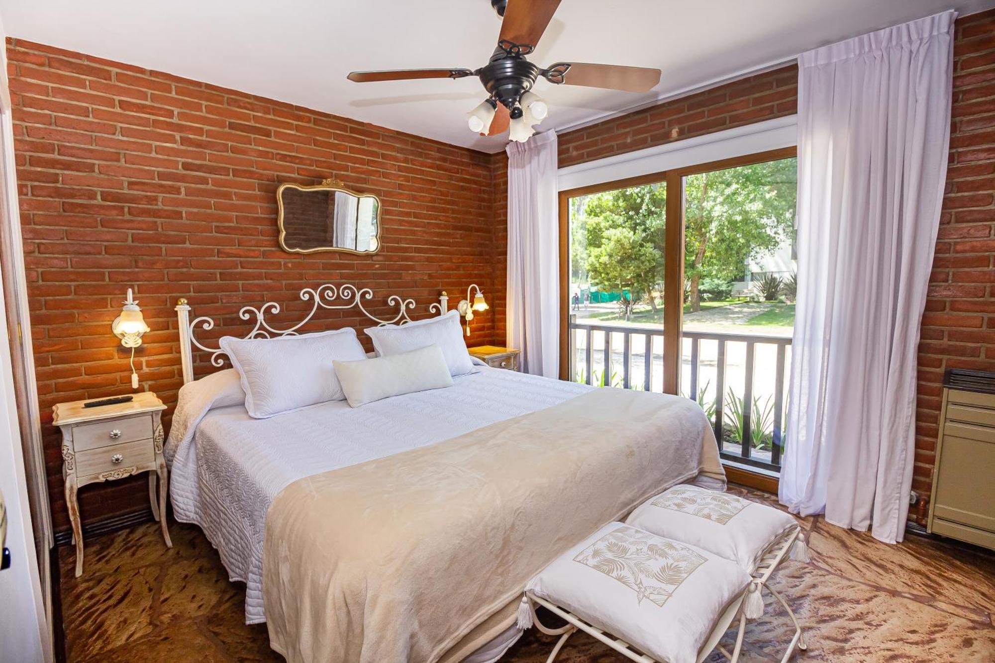 Punta Cerezo Apart Carilo Exterior photo