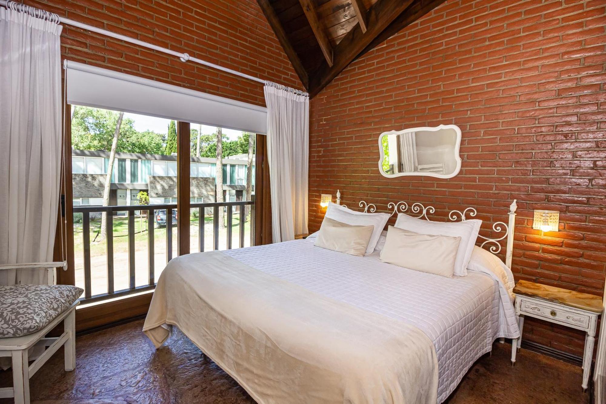 Punta Cerezo Apart Carilo Exterior photo