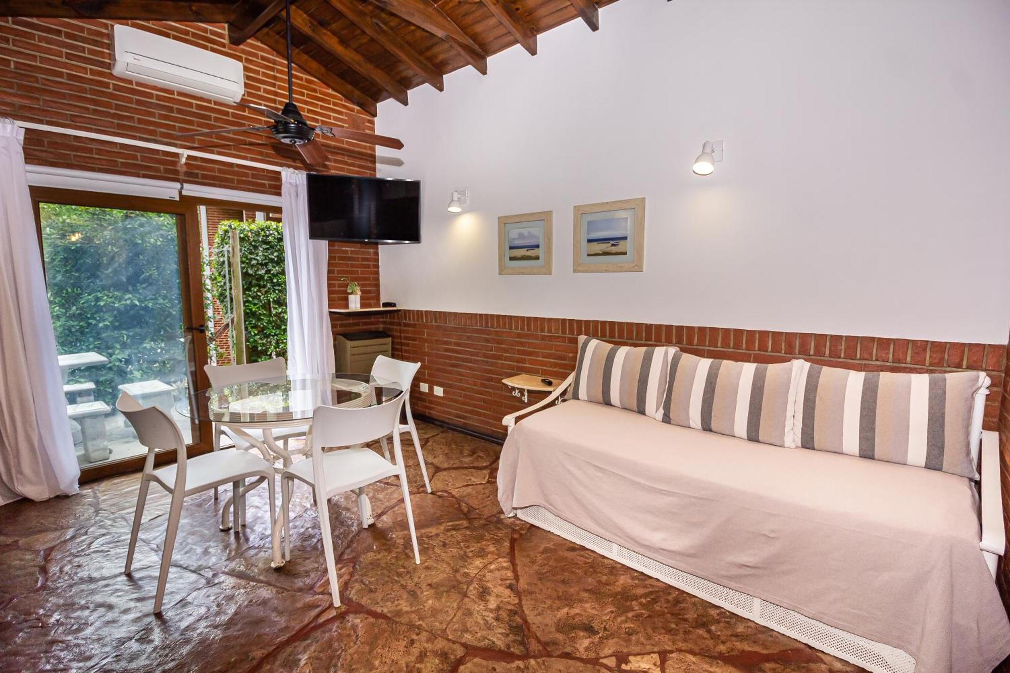 Punta Cerezo Apart Carilo Exterior photo